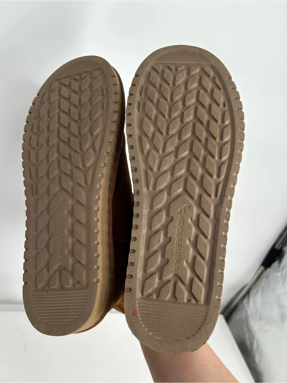 Koolaburra cozy women